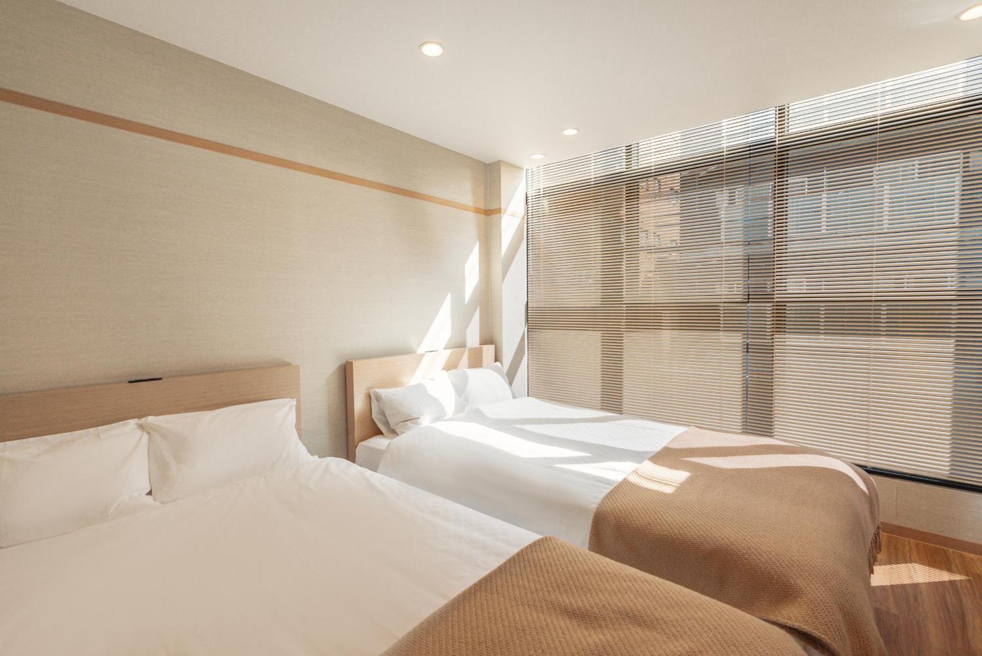 谷町君・星hotel・道頓福居 อพาร์ทเม้น